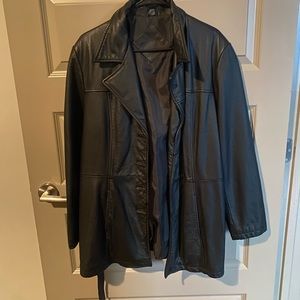 Jacqueline Ferrar XL women’s black leather coat